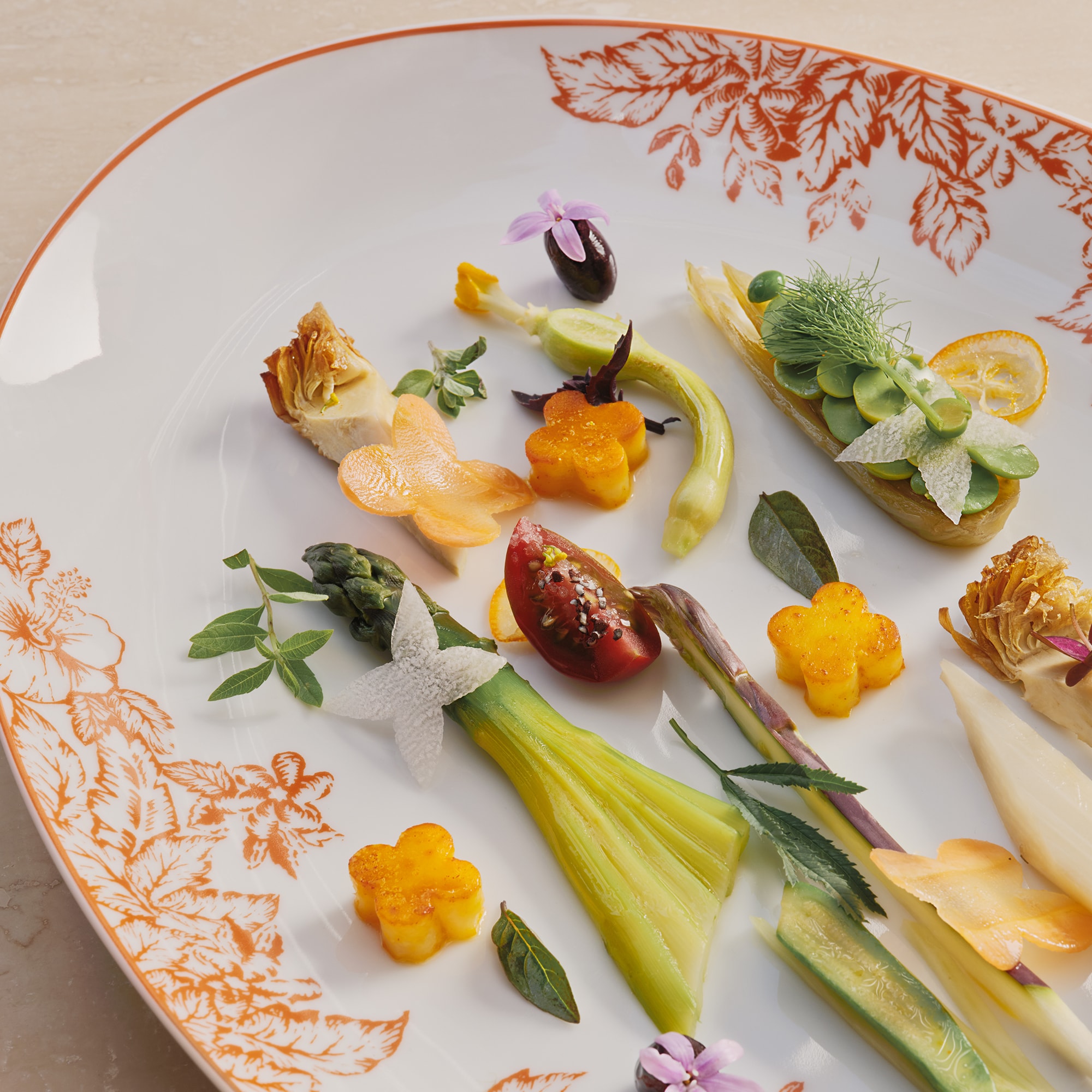 Oval Plate LV By The Pool - Home and Art of Dining | LOUIS VUITTON